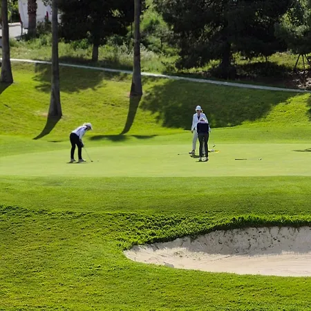 Baviera Golf Hole 9 Luxury Apartamento *